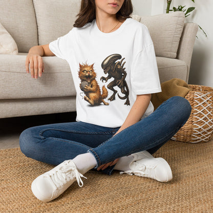 Xenomorph vs. Cat - Alien Graphic T-Shirt — Funny Sci‑Fi Cat Tee