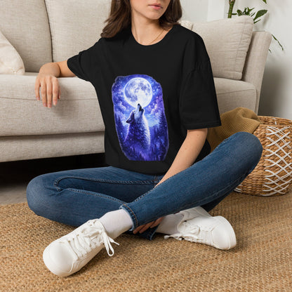 Howling Wolf Under Full Moon T-Shirt