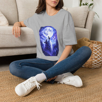 Howling Wolf Under Full Moon T-Shirt
